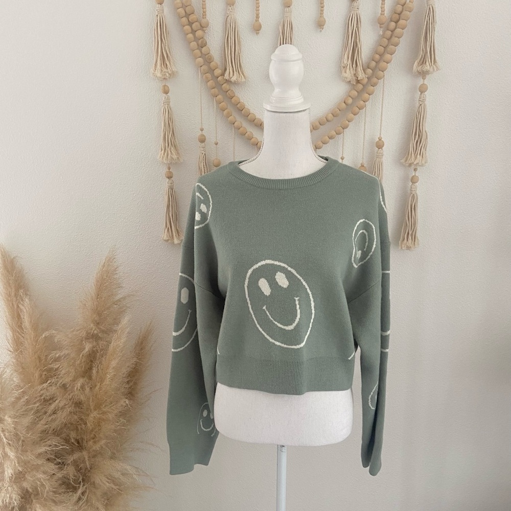 Altar’d State happy face sweater sage green crew neck Y2K vibes spring medium